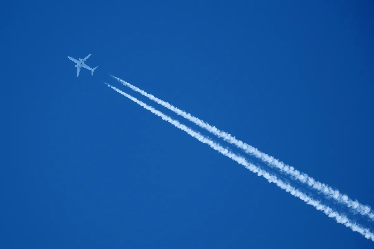 Con Operation Blue Skies, Google apuesta a limpiar la contaminación de los aviones usando IA