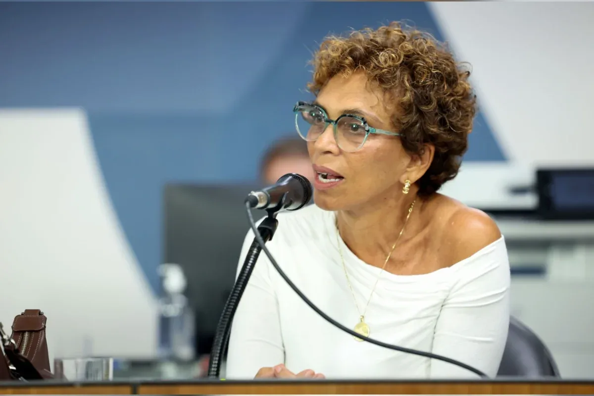 Real Time: Marília lidera, mas 2ª vaga ao Senado em MG tem disputa acirrada