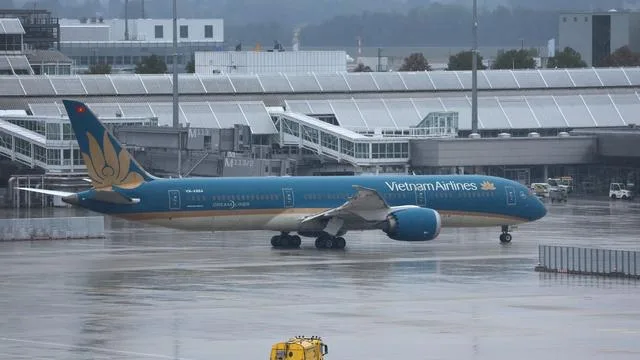 Luftverkehr: Nach Zwischenfall: Flug von Vietnam Airlines verzögert