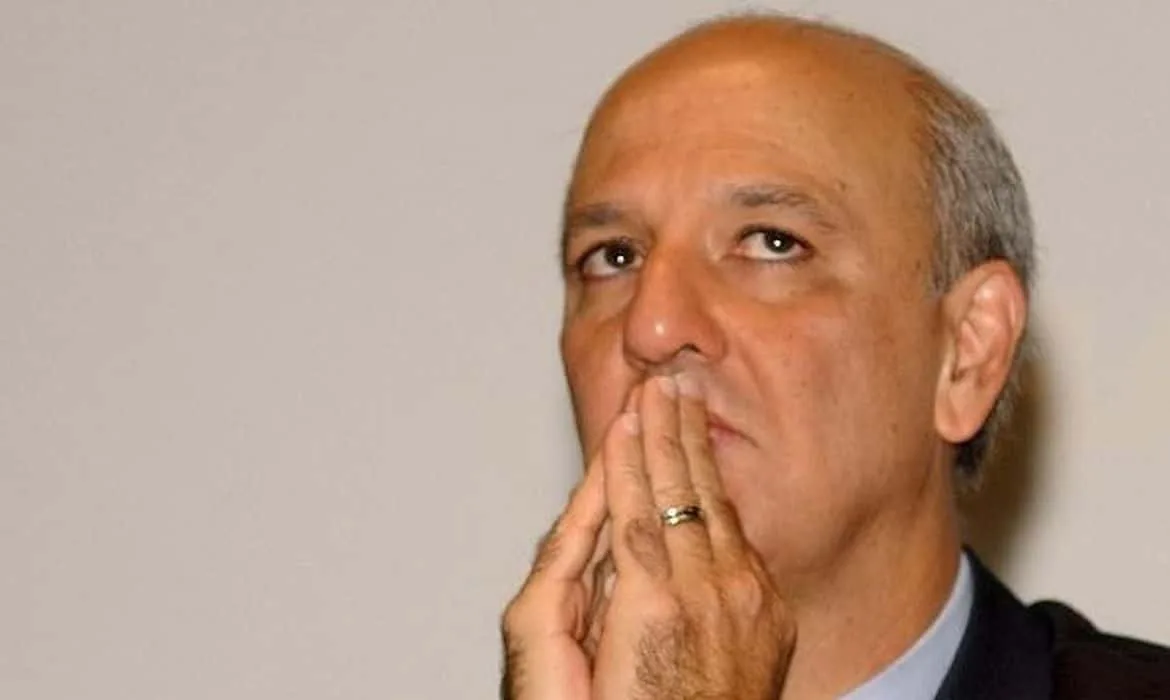 Arruda tem candidatura barrada no TSE e eleição no DF pode ser decidida no 1º turno