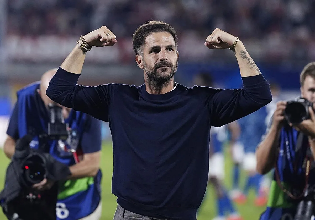 El Como de Fabregas ya brilla en Europa: «Es nuestro Cruyff»