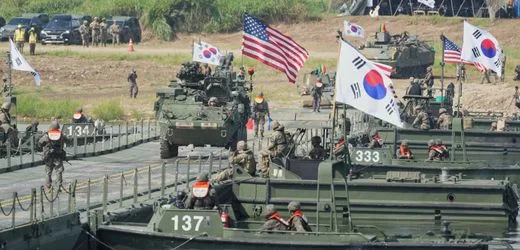 Donald Trump fährt Militärübungen mit Südkorea zurück - wegen »sehr guter Beziehung zu Kim Jong Un«