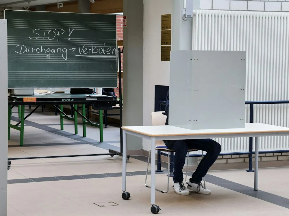 Newsblog zu den Landtagswahlen: Hohe Wahlbeteiligung zeichnet sich ab