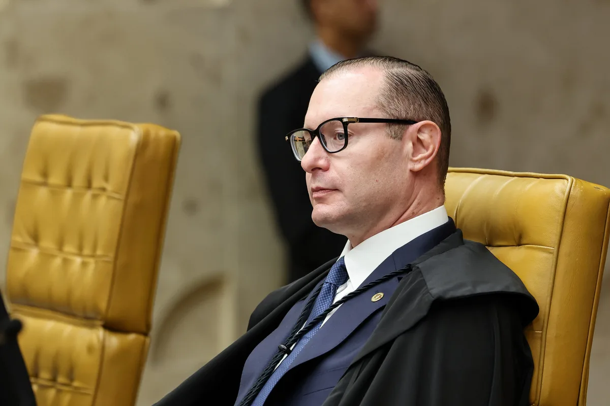 Zanin rejeita pedido para instalar CPI do Master