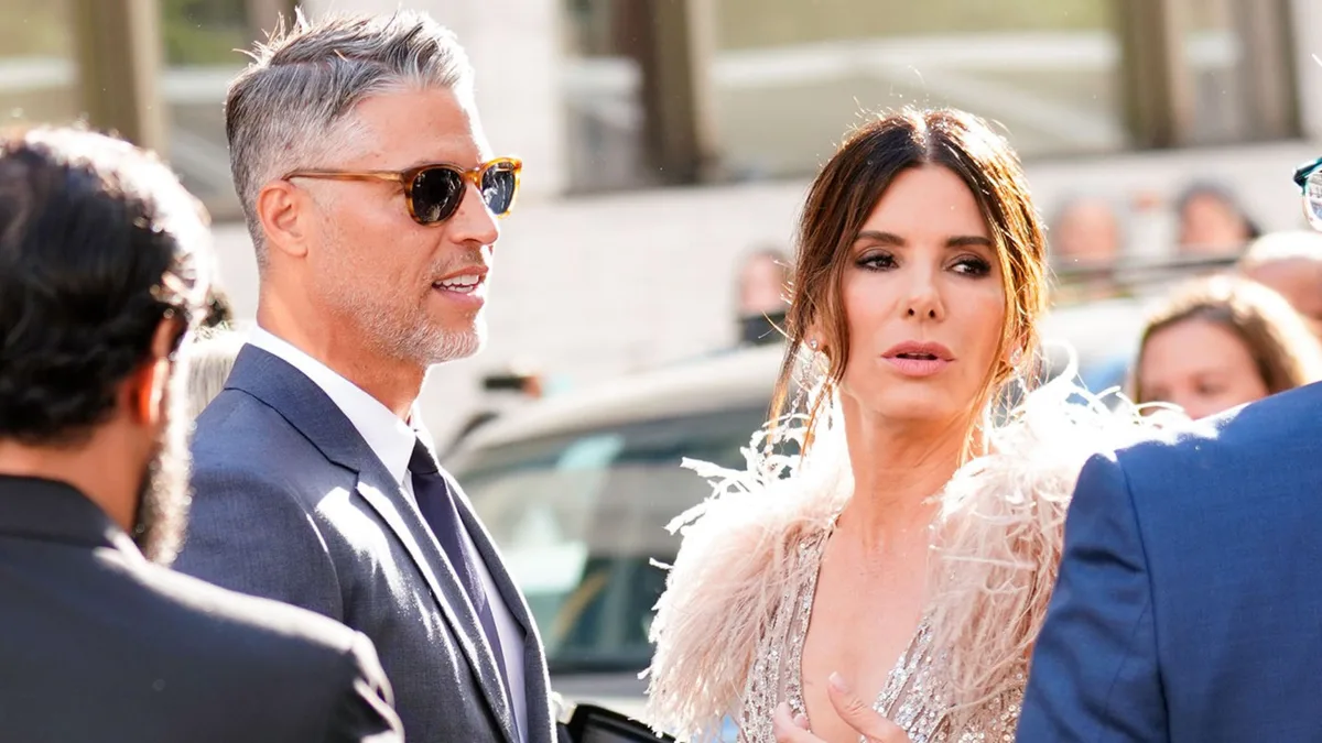 Sandra Bullock abre o jogo sobre como os filhos lidaram com o diagnóstico de ELA de seu parceiro, Bryan Randall Sandra Bullock quebra o silêncio sobre morte do companheiro após três anos e relembra fase "traumática" (Foto: Getty)