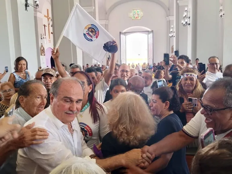 Exgobernador de Bolívar, Jorge Carvajal, regresa a Venezuela luego de más de dos años en el exilio