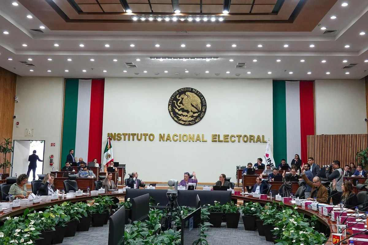 Paga INE honorarios por 6 mdp... no acredita los trabajos