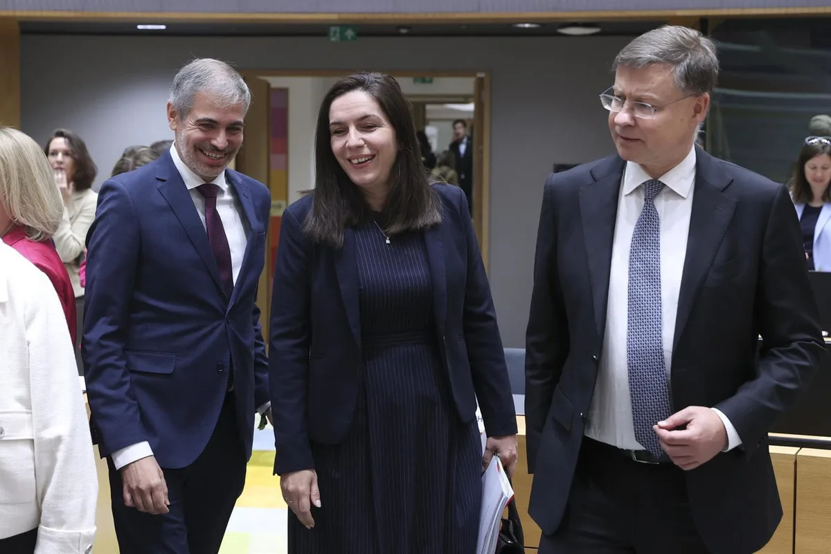 Varios socios avisan a España de que "no es aceptable" vincular la oficialidad del catalán a la ampliación de la UE