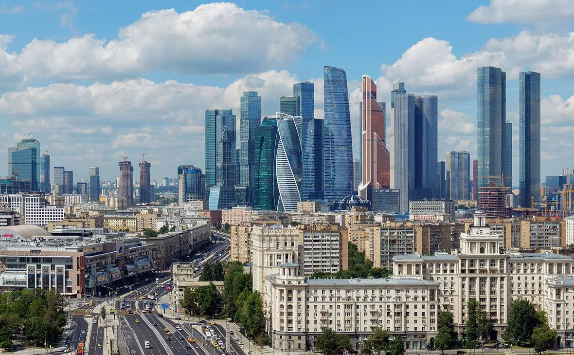 Власти выбрали восемь крупных холдингов для переезда из Москвы в регионы