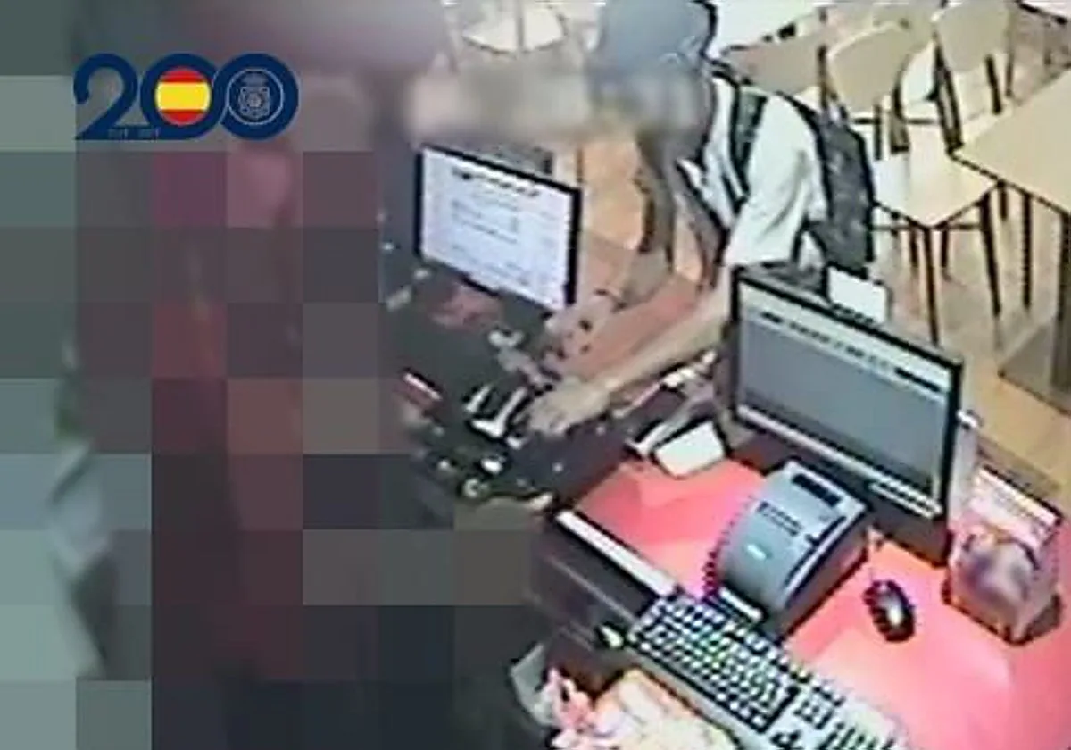 Detenido en Zamora por atracar un establecimiento de comida rápida con una pistola simulada