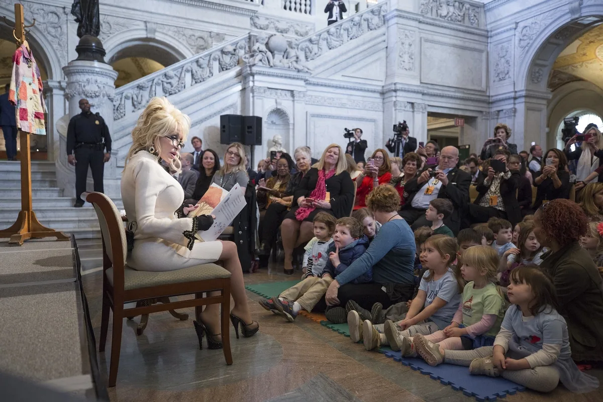 How to support Dolly Partons Imagination Library