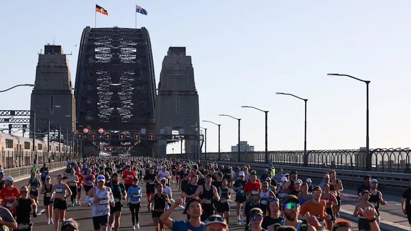 Sydney Marathon 2026 LIVE updates: Elite athletes begin the race as thousands make their way across Sydney