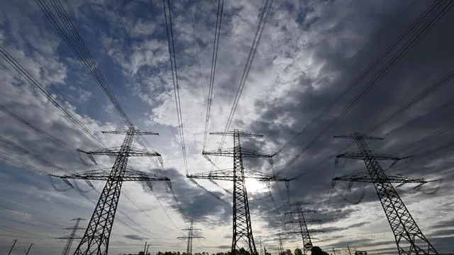 Energiekosten: Ministerpräsidenten dringen auf niedrigere Strompreise