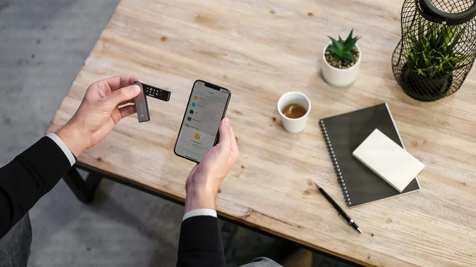 Ledger-Wallets manipuliert: Krypto-Kriminelle sollen Millionen erbeutet haben