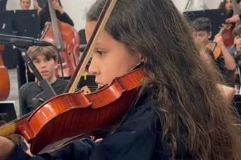 Madre de la pequeña violinista Romina Rivera Cruz cuestionó la atención médica que recibió antes de morir