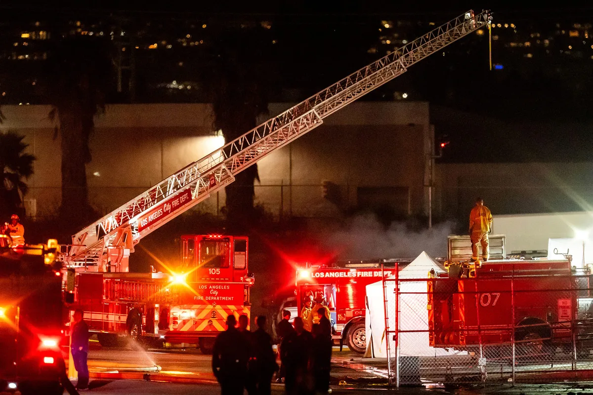 L.A. news helicopter crash kills 3 and board votes to close Kennedy Center: Morning Rundown