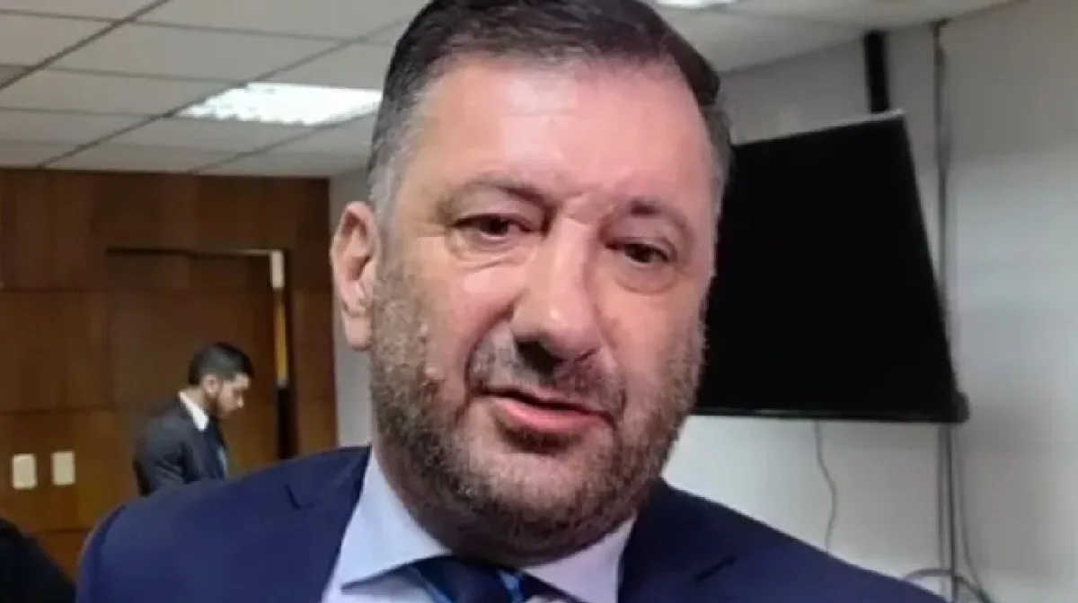 La Justicia de Paraguay rechazó el pedido de libertad del exsenador Edgardo Kueider, en prisión domiciliaria por lavado de activos