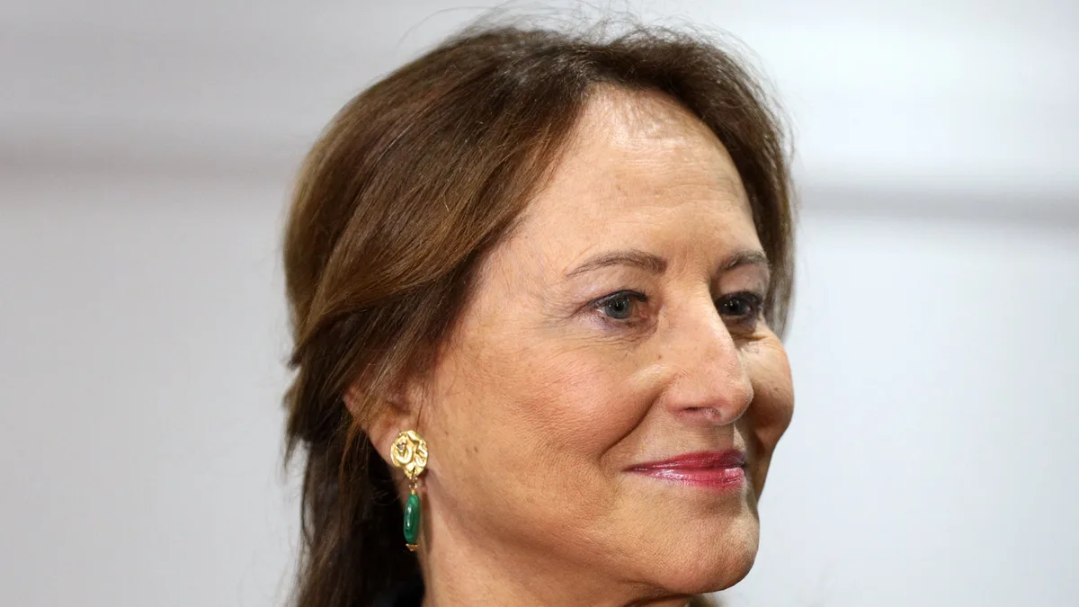 "Ne les laissez pas vous faire peur": Ségolène Royal défend sa candidature à la primaire du PS en vue de 2027