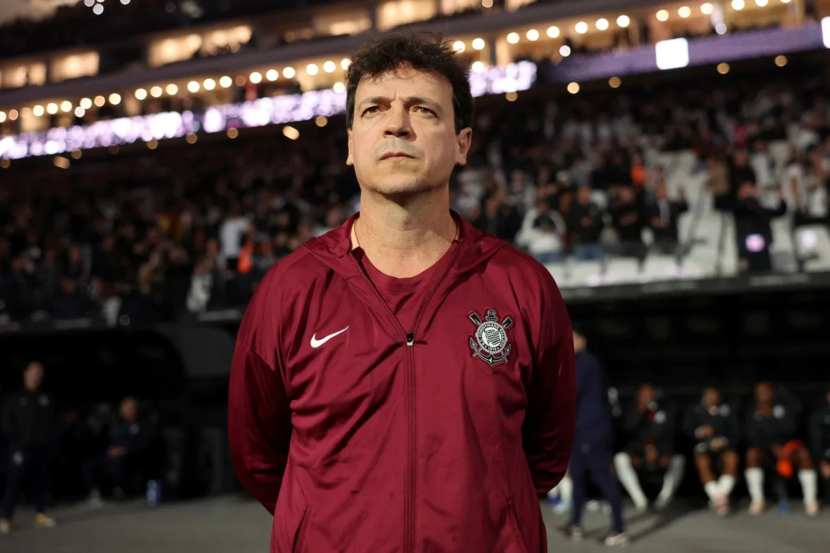Corinthians: Memphis, Yuri e Gustavo Henrique pediram permanência de Diniz