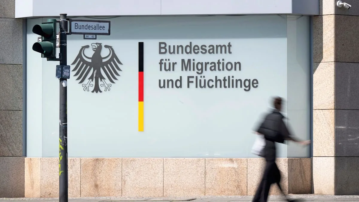 Bamf verschickt Aberkennungsbescheide an zahlreiche Syrer in Deutschland