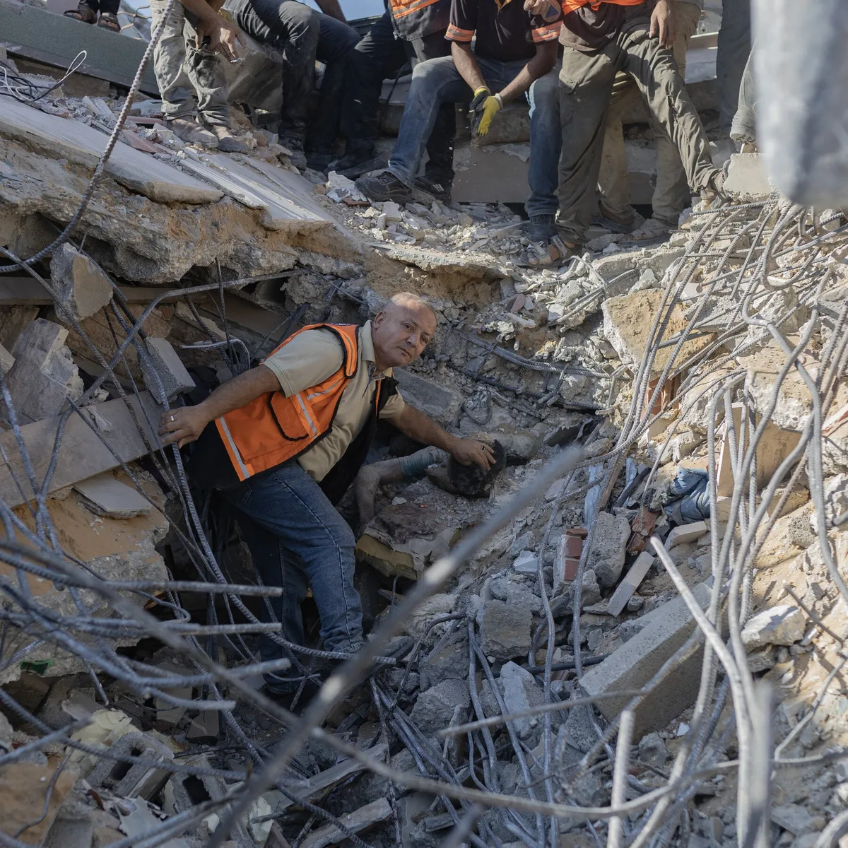 The Deadly Choice Facing Many Gazans, and a New Disclosure of ‘Concerning’ A.I. Behavior