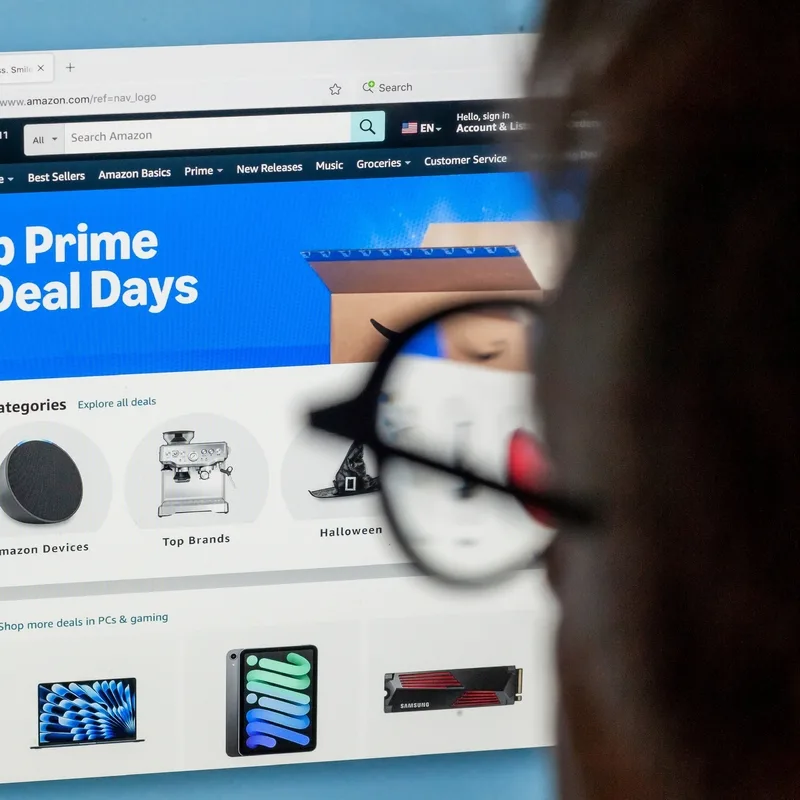 Actualité : “A les fesses plates” : Amazon dresse une fiche très personnelle de ses clients d'après leurs achats, l'une d'elles en reste sans voix
