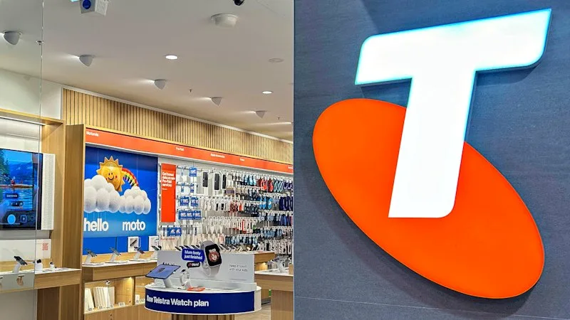 Telstra’s only two timing experts had been sent home to rest before network fell over