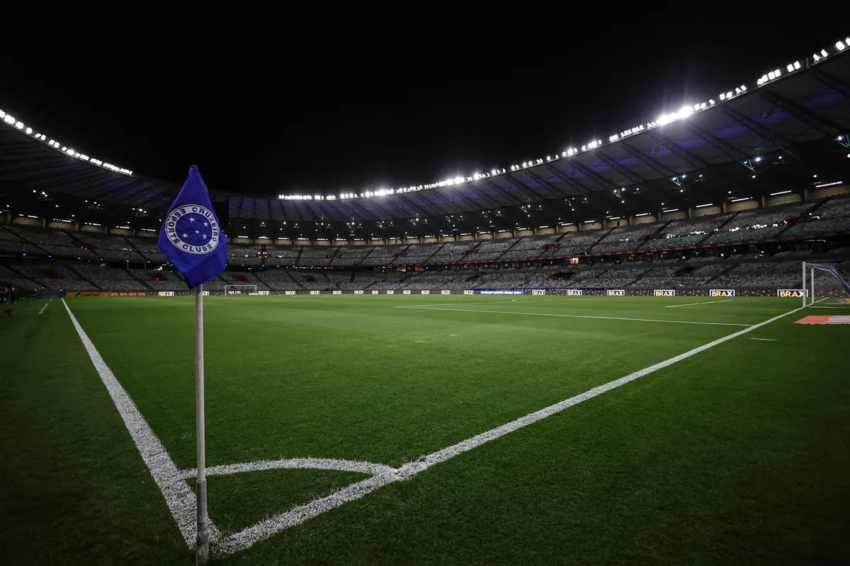 Cruzeiro x Flamengo: onde assistir ao vivo, horário e escalações