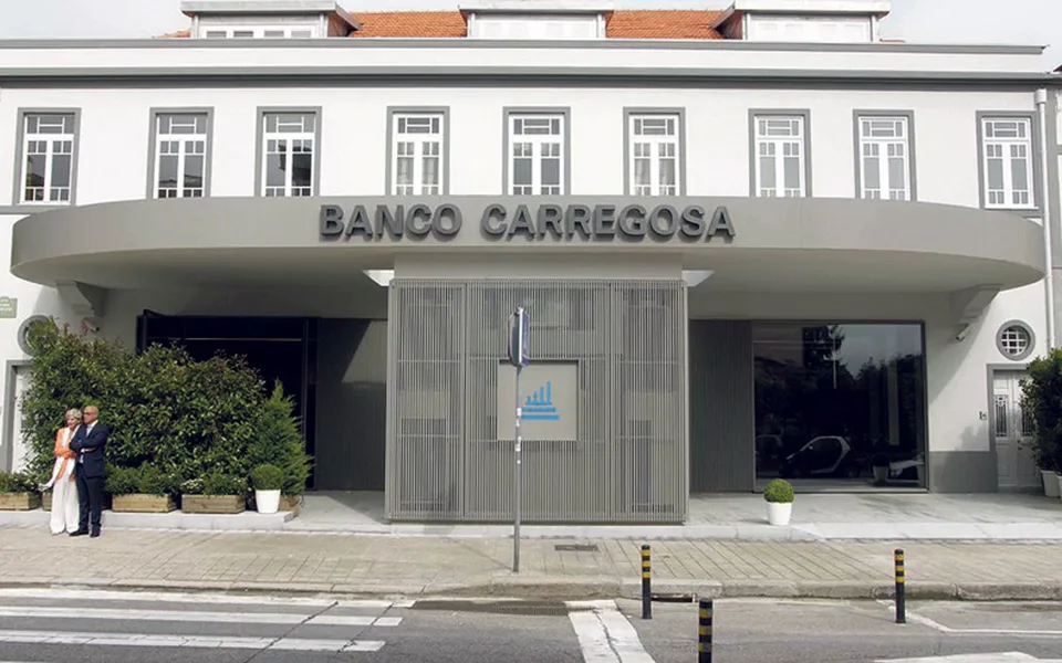 Banco Carregosa não antecipa impacto material de buscas na atividade ou resultados