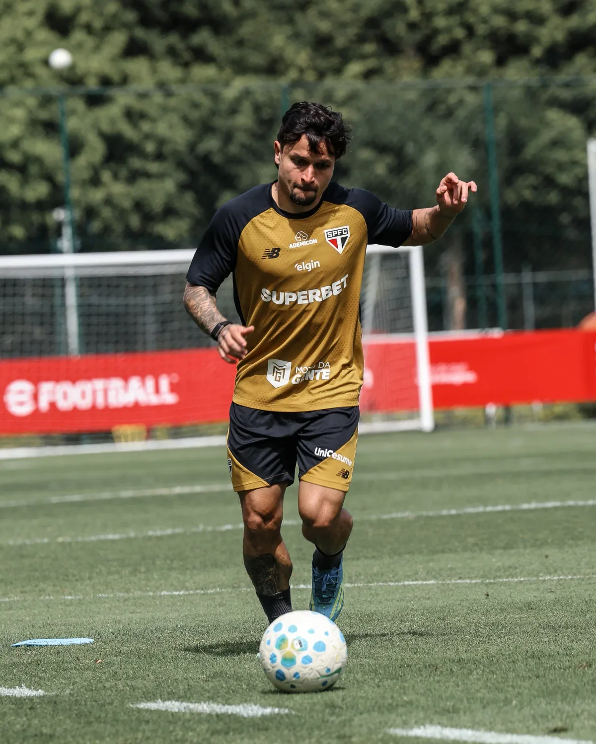 Veja fotos do treino do São Paulo desta sexta-feira