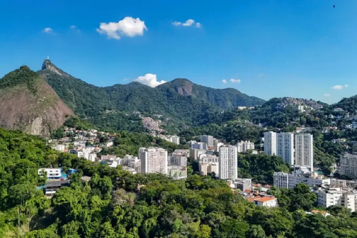 Feira com chorinho, casarões e mistura de tradição e novidades: por que Laranjeiras foi eleito um dos bairros mais legais do mundo