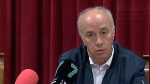 El alcalde de Vilanova acude a la Sección 4ª de la Audiencia de Pontevedra para eludir el banquillo