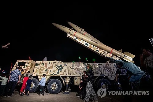 이란 혁명수비대 "새 전쟁 발발시 더 파괴적 무기 사용할 것"