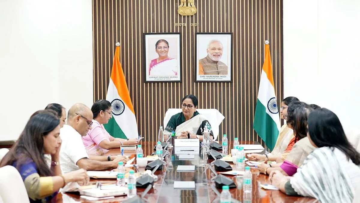 CM asks Delhi Commission for Women to strengthen complaint system, child safety measures