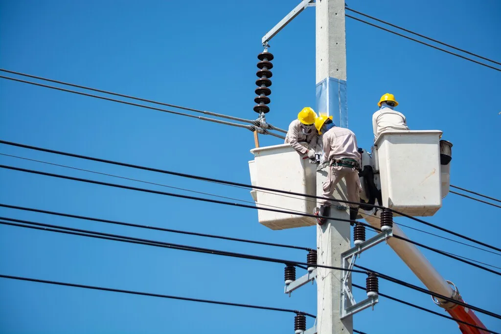 Apagón en el sureste de México: CFE ya encontró qué estaba dañado y así avanza el restablecimiento de la luz