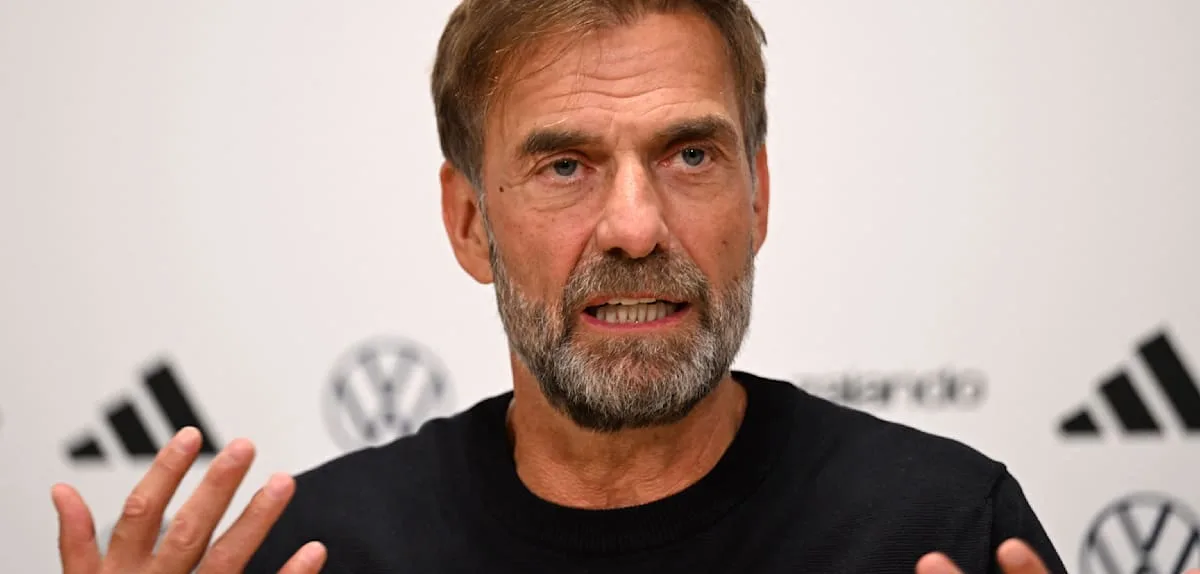 Klopp on fire – „Yannik, lass ihn da nicht raus“, brüllt der Bundestrainer