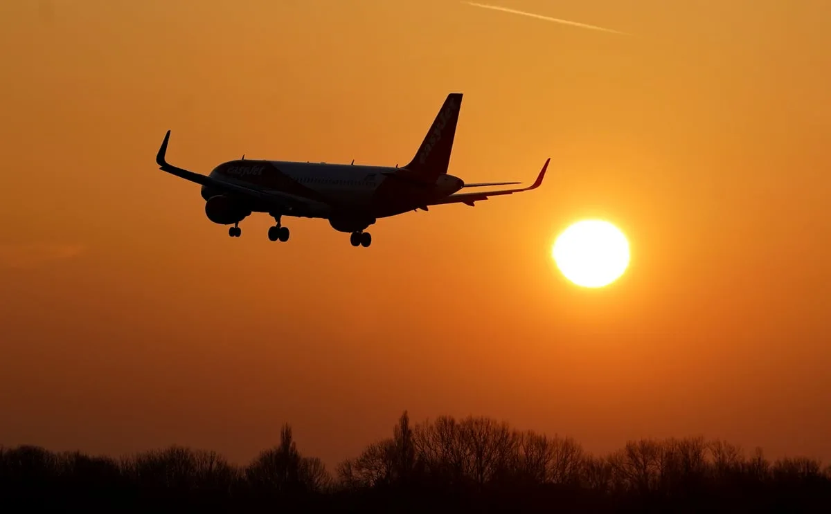 Mystery stowaway found dead in landing gear of plane at Gatwick Airport