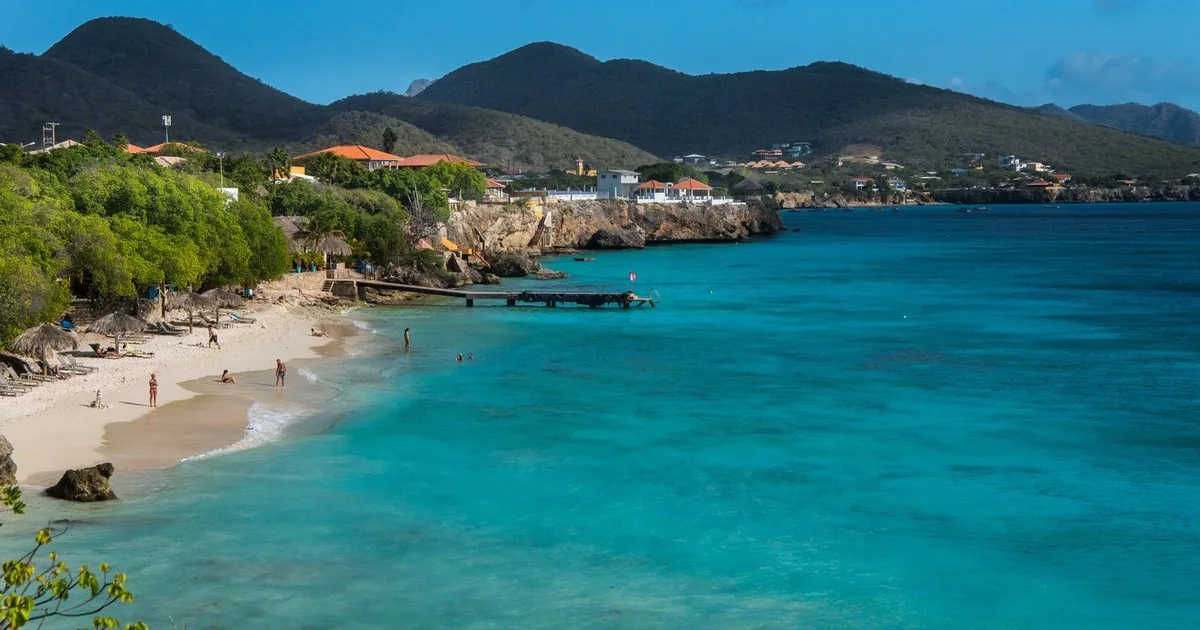 Playas soñadas para el verano: Aerolíneas Argentinas anuncia dos nuevos destinos en el Caribe y una low cost estrena ruta a Brasil