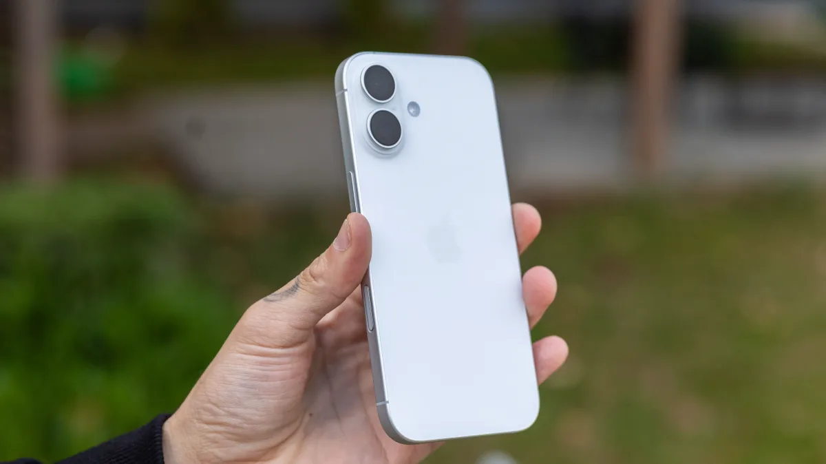 Inteligência Artificial vai deixar celulares mais caros até 2030, diz fabricante