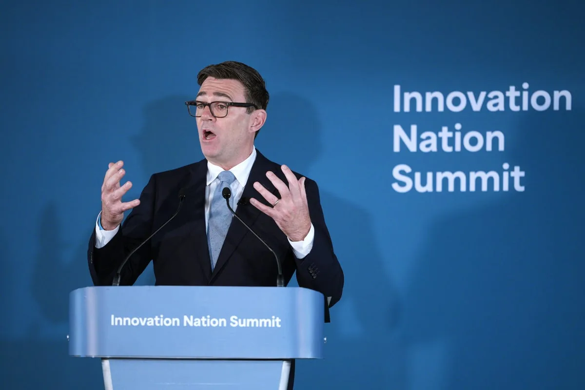 Non-compete clauses which ‘trap’ workers to be prevented under new law – Burnham