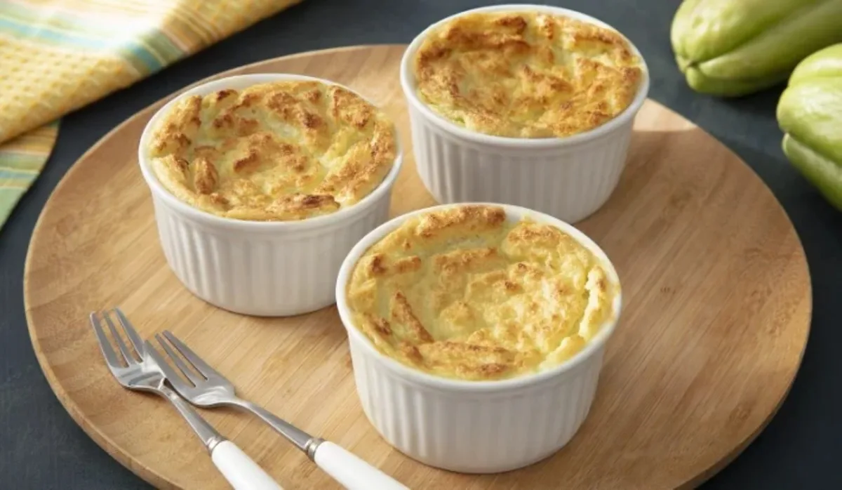 Suflê de chuchu é um prato simples e saboroso para o dia a dia; confira receita