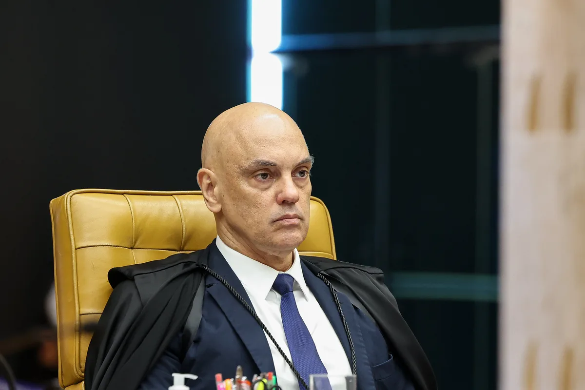Moraes manda enviar à Receita laudos de joias sauditas de Bolsonaro