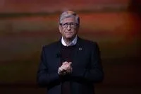 Bill Gates quer que países monitorem riscos biológicos da IA