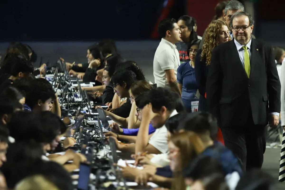 Examen de control UNAM: Más de la mitad de aspirantes obtendrá un lugar en la Universidad, asegura rector