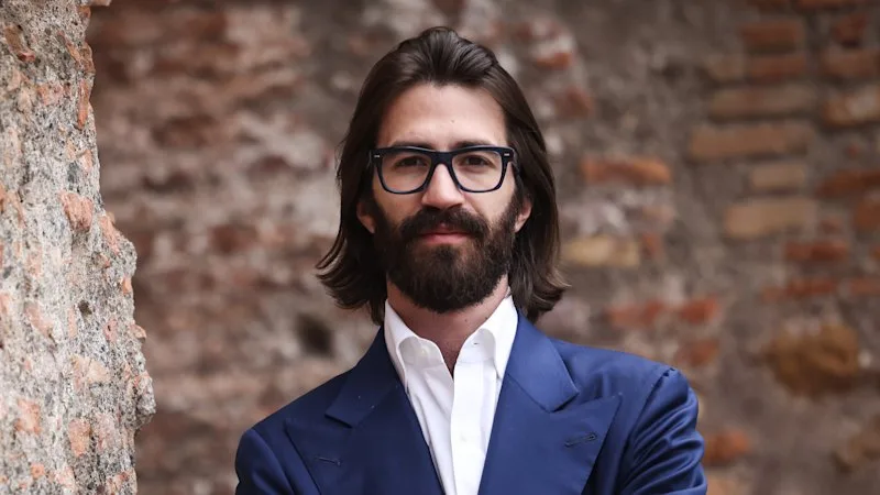 The family feud over the $65 billion Ray-Ban fortune
