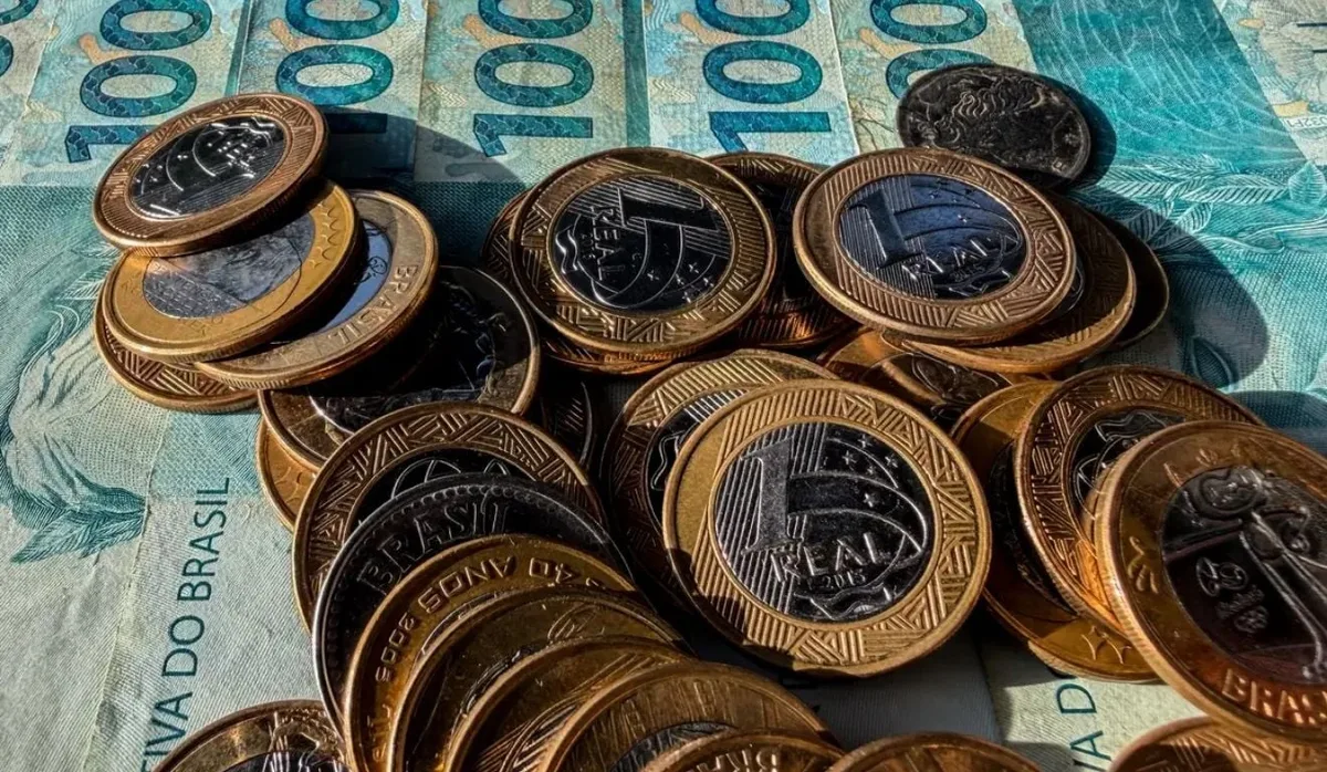 Brasileiros têm mais de R$ 5,1 bilhões esquecidos em bancos