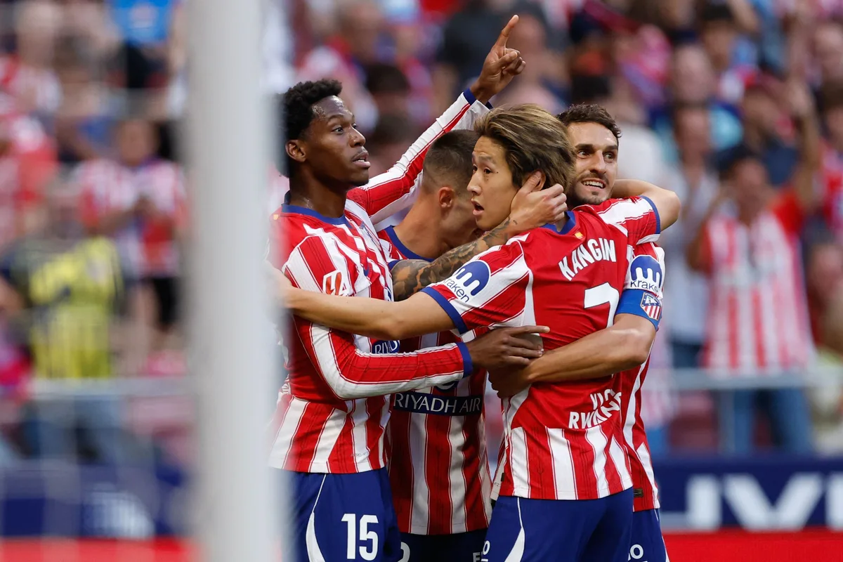El Atlético golea a Osasuna y recupera su juego antes del derbi