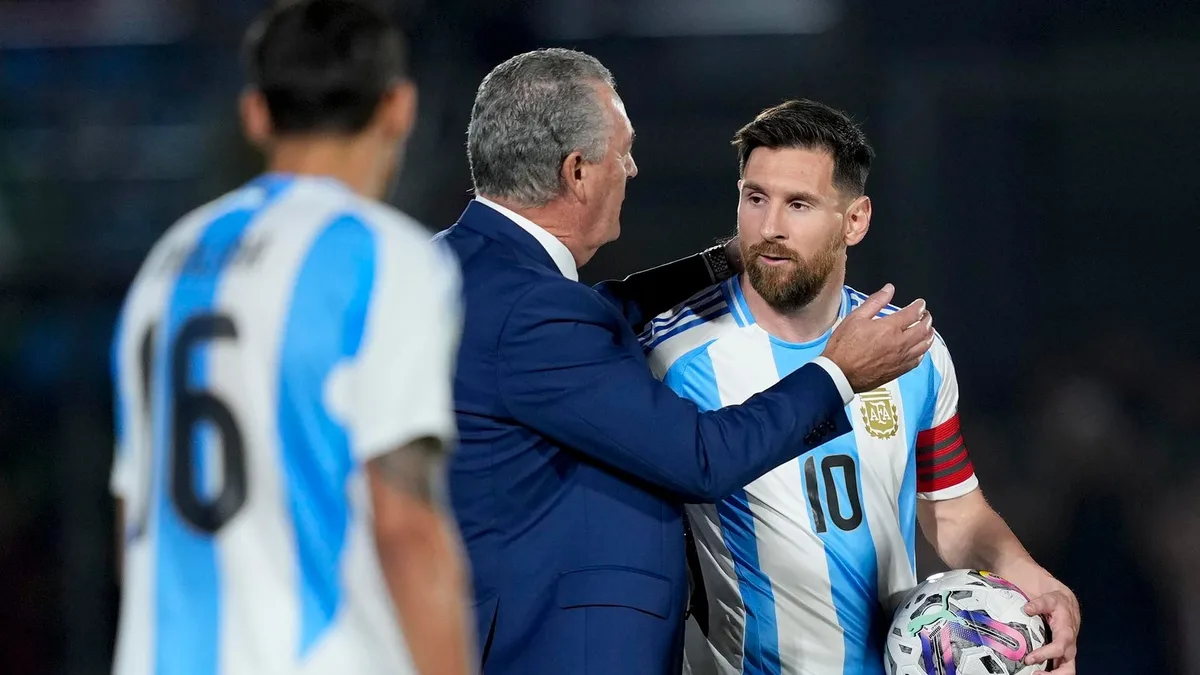 La terminante reflexión de Gustavo Alfaro tras el retiro de Lionel Messi de la selección argentina