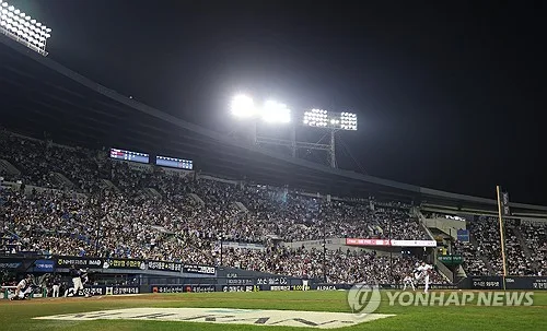 프로야구 최다 관중 기록 1년 만에 경신 '1천277만551명'