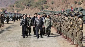 Coreia do Norte anuncia que testou novo sistema de lança-foguetes